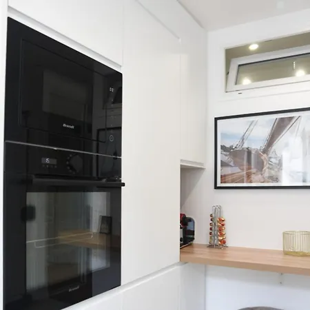 아파트 Bright In The Heart Of Batignolles